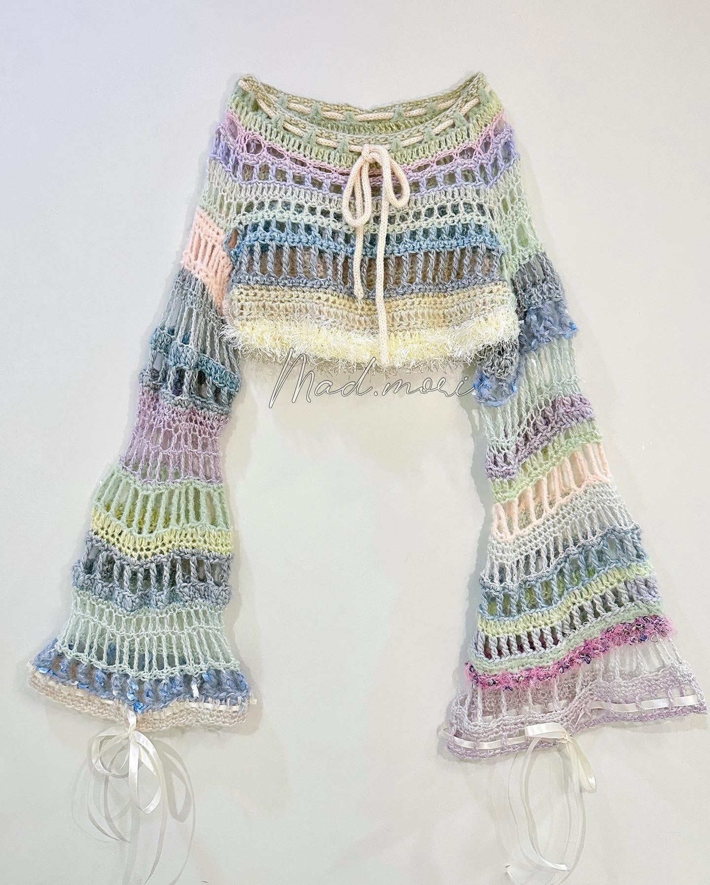Madmori Baby pastel Ribbon crop Sleeves