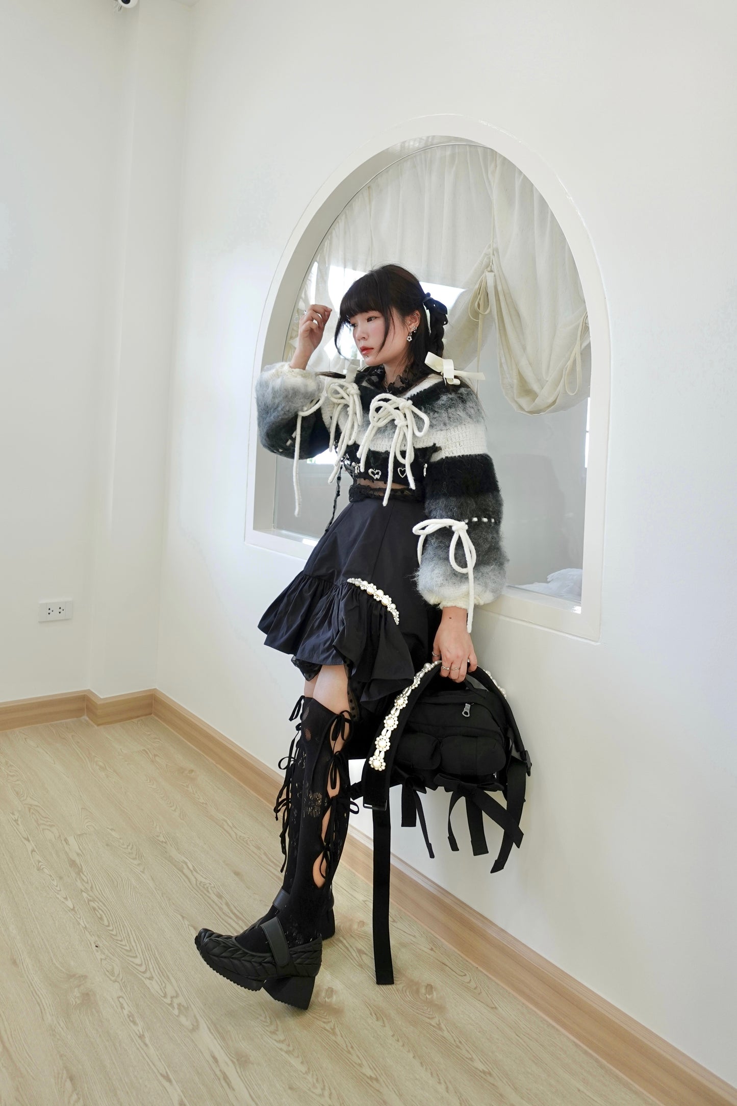 Madmori Ballet Ribbon Sleeves「Black&White color」