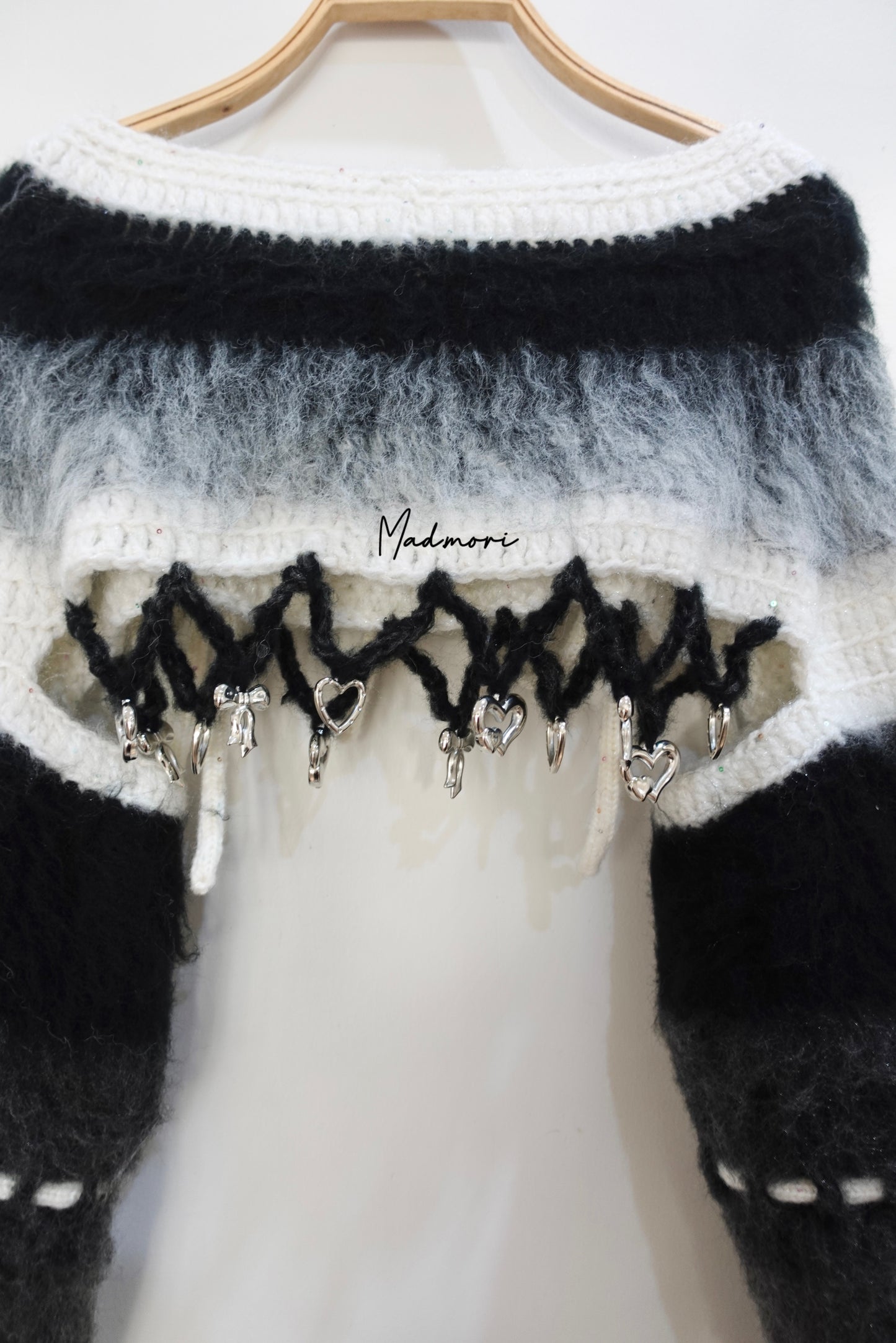 Madmori Ballet Ribbon Sleeves「Black&White color」