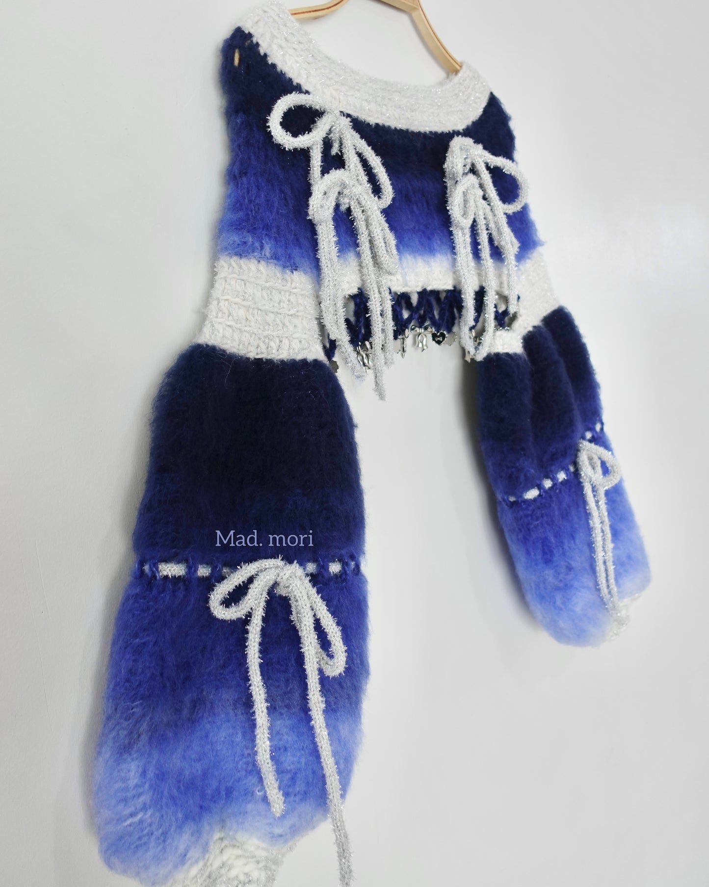 Madmori Ballet Ribbon Sleeves「Deep Blue Silver color」