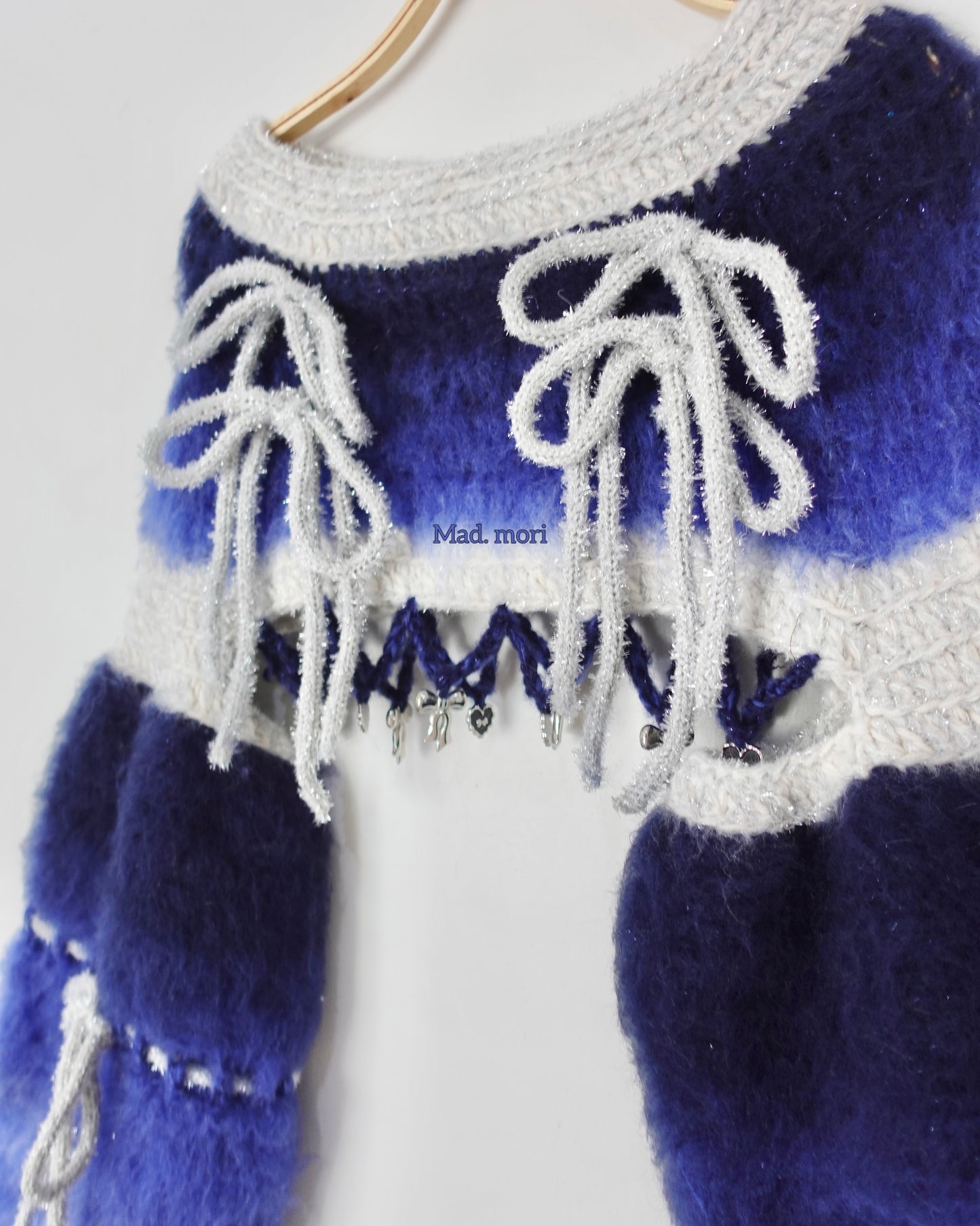 Madmori Ballet Ribbon Sleeves「Deep Blue Silver color」